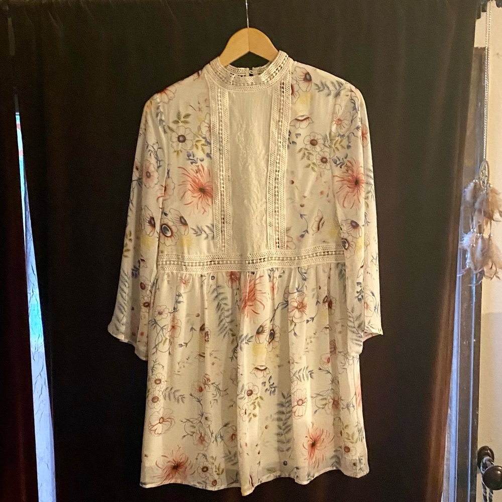 Entro Floral Dress Size S